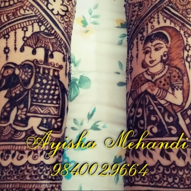 Ayisha Mehandi Designer