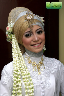 Rias Pengantin Luwes