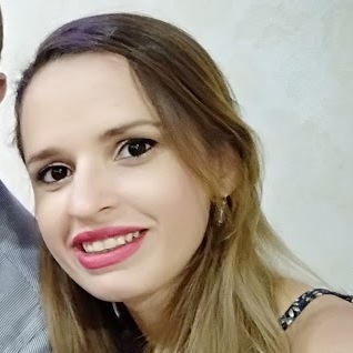 Michelle S. Revisora e editora de textos