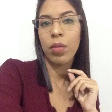 Alejandra B.  3233863429