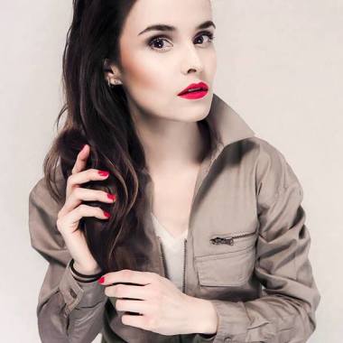 Darya Szlenk Make-up Artist