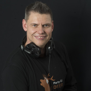 DJ Deer