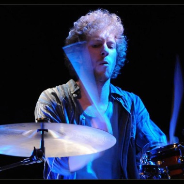 Clint batteur et percussionniste