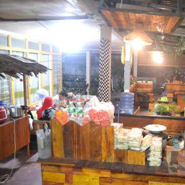 Angkringan pakdang 65