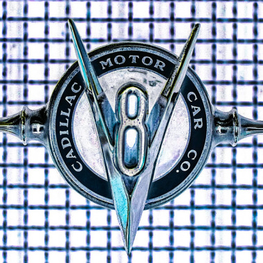 V8 Cadillac Auto Center