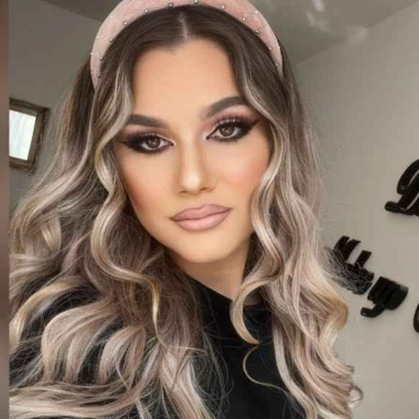 Laura Almajan