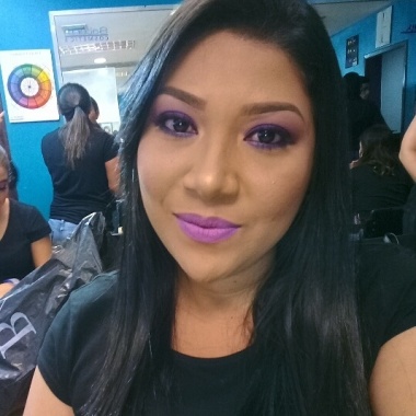 Reveron makeup