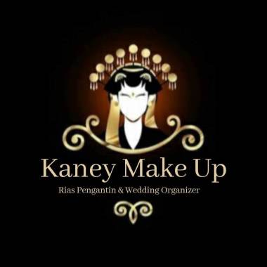 Kaney makeup