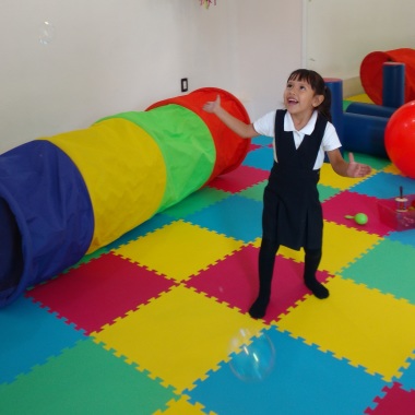 PLAY KIDS