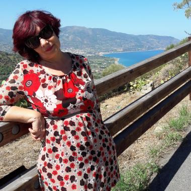 Badante ad ore,colf ad ore,pulizia,domestica.tata,baby sitter