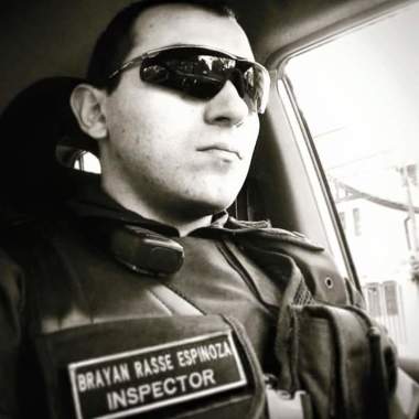 Conductor profesional a su servicio