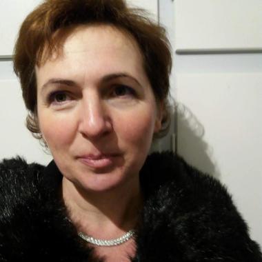 Salon NAOMI v/Naomi- Olga Kacso