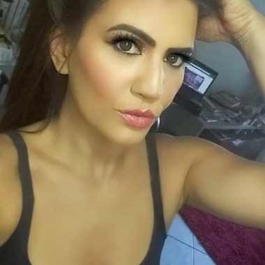 Flávia Favarato Make Hair