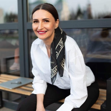 Психолог Надія Стюарт