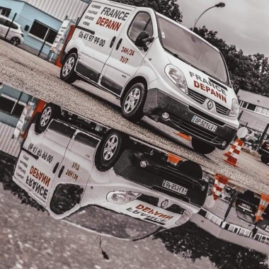 PLOMBERIE CHAUFFAGE SANITAIRE SERRURERIE VITRERIE PETITS DEPANNAGES