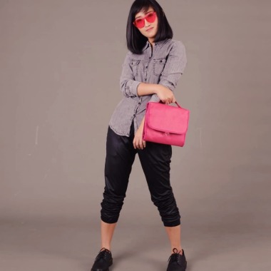 Analivian mua