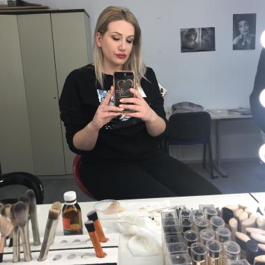 Antonija make up