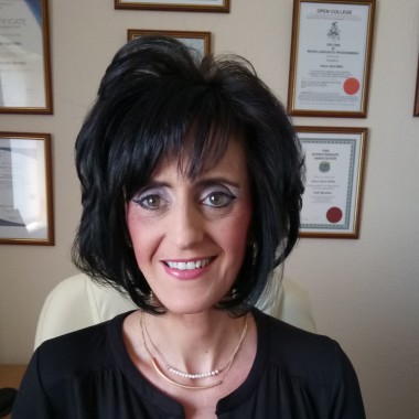 Karen April Mills Hypnotherapy CHNC Reg MBBRS