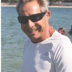 Richard : Coach sportif - Maitre nageur -  Professeur de sport.