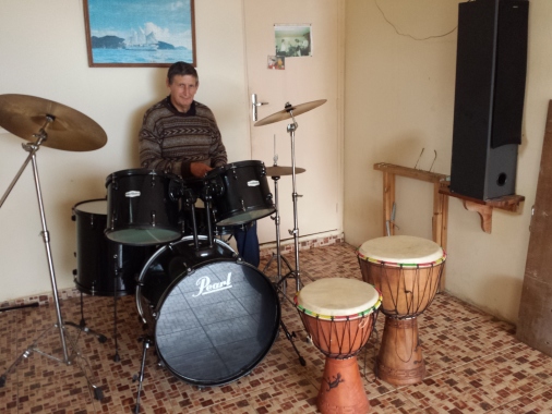 Francis - Professeur de Batterie / Percussions