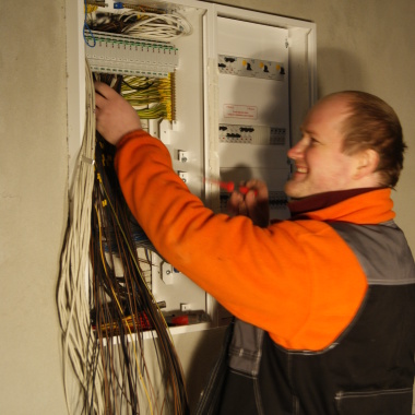 Elfach-elektryk.pl