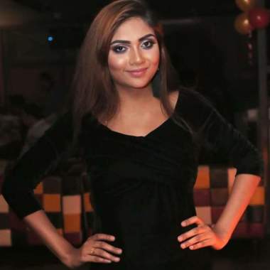 Zeba Makeup Artist