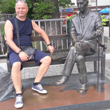 ZBIGNIEW JAKUBOWSKI