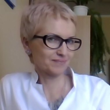 Вам текст красивый или чтоб продавал? Делаю и то, и другое.