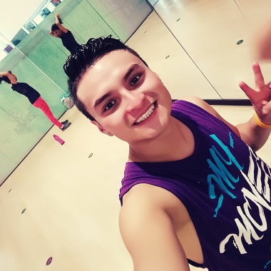 Zumba con diego olarte