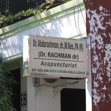HU Acupuncture Center