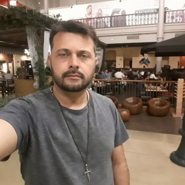 Voz e Violão Curitiba (41) 99928-5710
