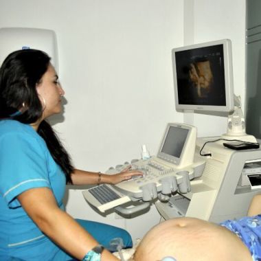 GINECOLOGA DIANA ALVAREZ