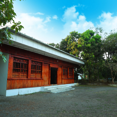 Divine Family  Hospital