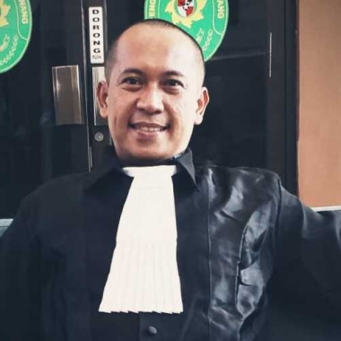 KANTOR ADVOKAT/KONSULTAN HUKUM LUKMAN HAKIM,SH.,MH ﹠ REKAN