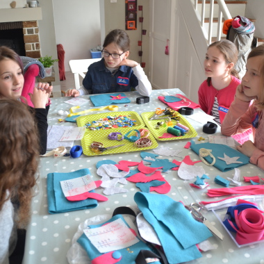 KV  COURS DE COUTURE  ET/ OU DESSIN