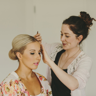Dara Wakely Makeup and Hair stylist