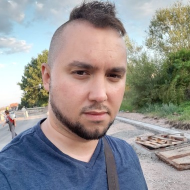 "Дигитален маркетинг БГ"