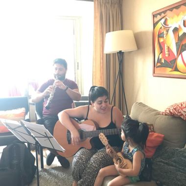 - Coro para Matrimonios y Clases de Música