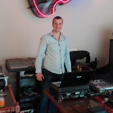 DJ Сватба,фирмено парти ,абитуриентски бал