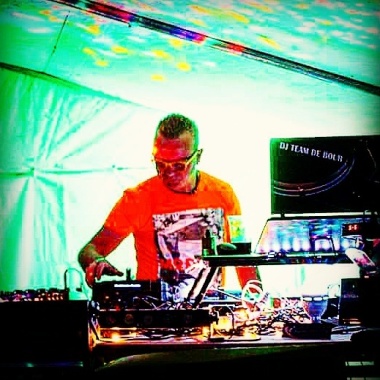 Dj Team De Bour