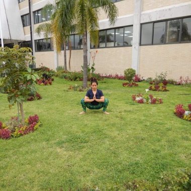 Instructora Hatha yoga