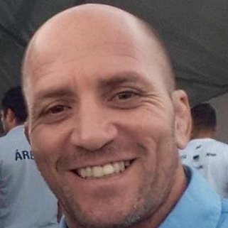 Aulas de Defesa pessoal,jiu-jitsu e MMA.