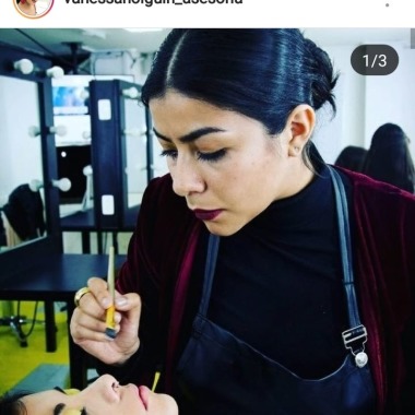 Vanessa Holguín asesoría & estilismo de Moda