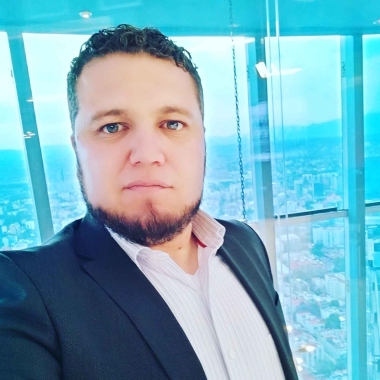 Lic Fernando Esquivel