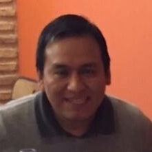 Miguel, Zapatero copia de llaves y mandos.