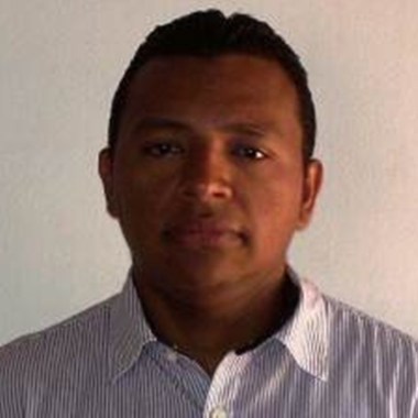 ROBERTO OLANO