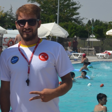 Beden eğitimi öğretmeni