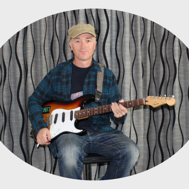 Bay guitar school