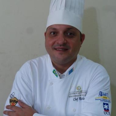 Ricardo Rohnelt, Gastrônomo e Consultor de A&B