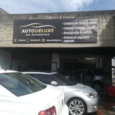 Autodeluxr